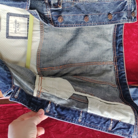 Abercrombie & Fitch cropped jean jacket Sz Small - Picture 6 of 7